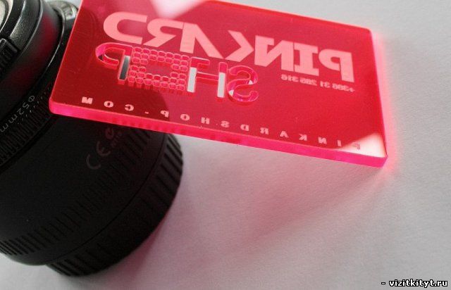 Визитка акриловая флюорисцентная9